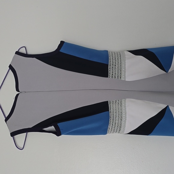 JONATHAN SIMKHAI White/Blue Geo Pima Flare Dress sz 6 - Picture 6 of 7